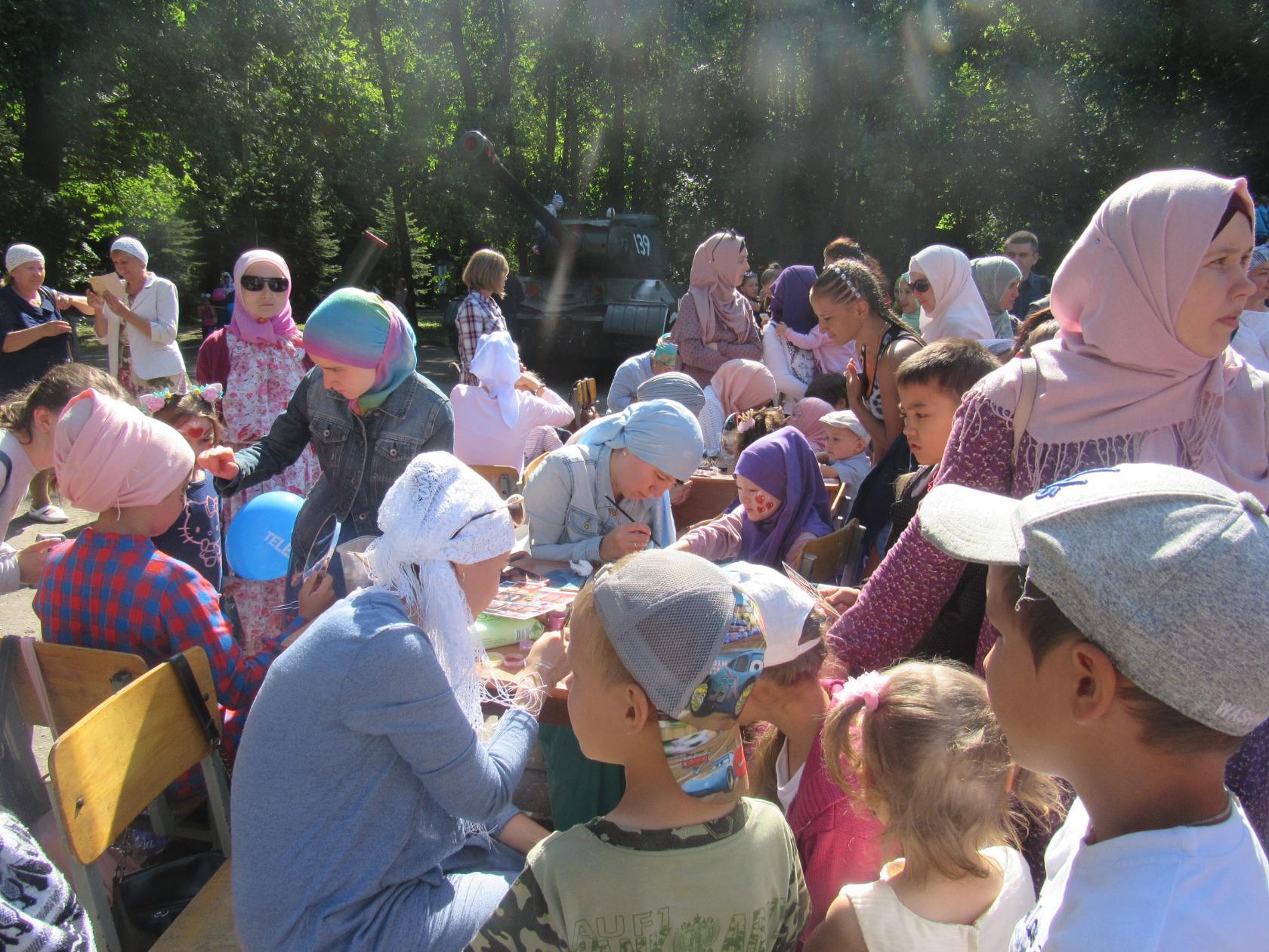 Мусульманский ульяновск. Фотографии с праздником Курбан байрам.